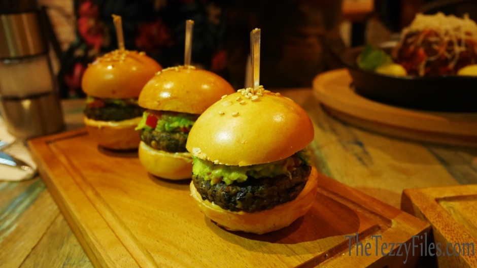 Meatballerz Marina Dubai meatball cafe review smores seven fortunes coffee food blog uae lifestyle blogger mummy blog (19)